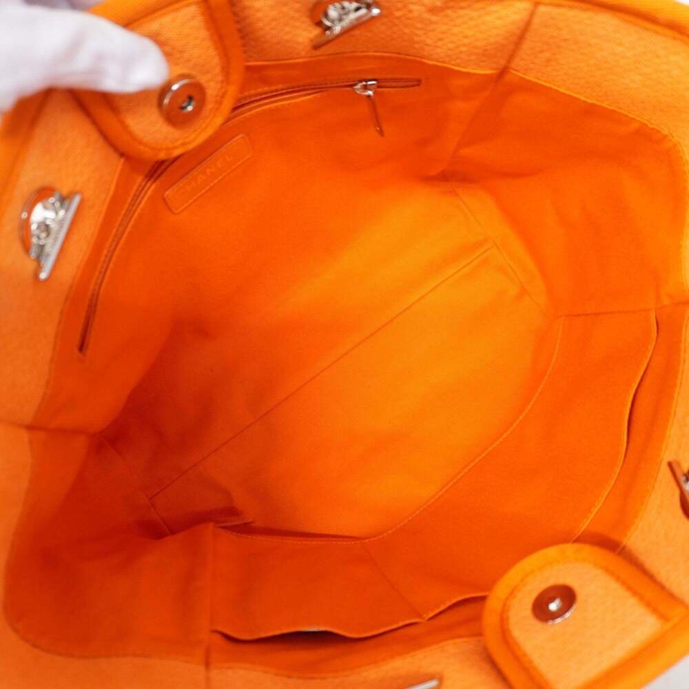 CHANEL Orange Canvas Deauville Tote Bag - Picture 4 of 11